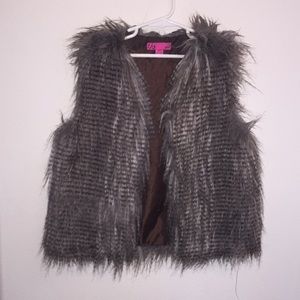 Adorable little fur vest!!!!